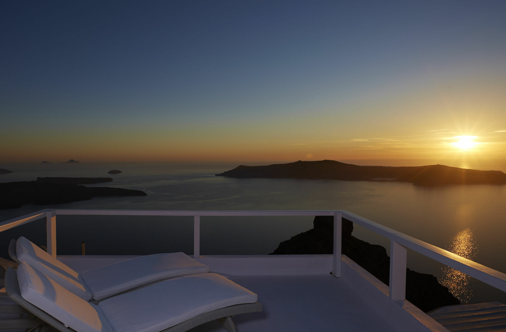 Готель Whitedeck Santorini Імеровіглі Екстер'єр фото